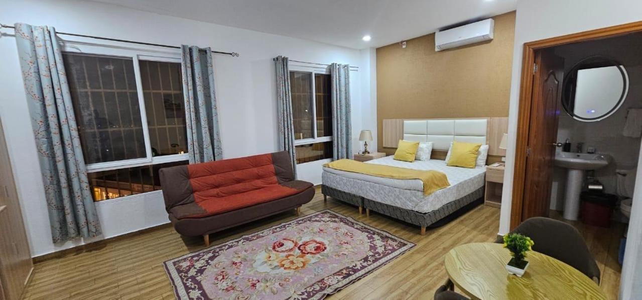 July Aparthotel Lower Prince's Quarter Buitenkant foto
